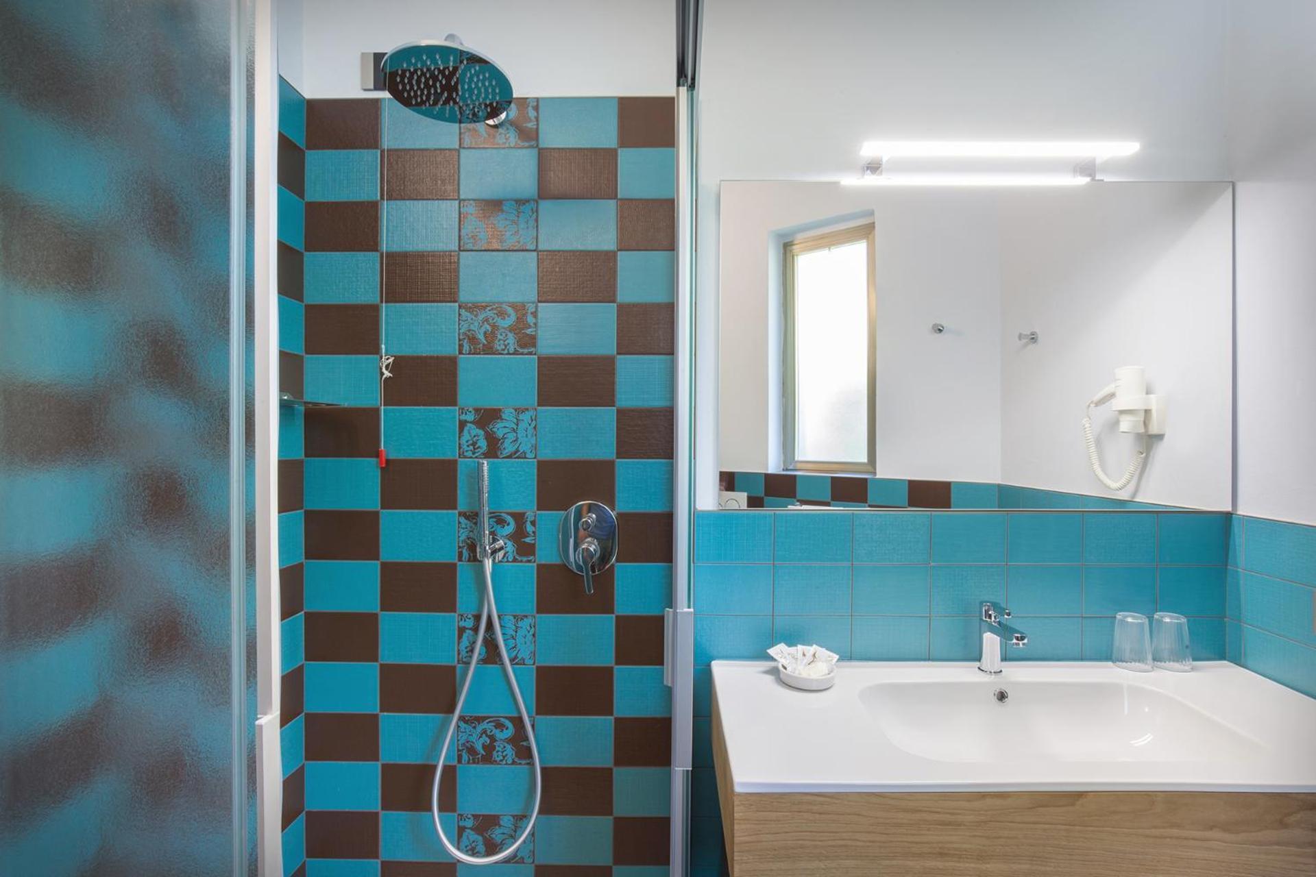 Hotel Gabbiano - Garda Lake Collection מראה חיצוני תמונה